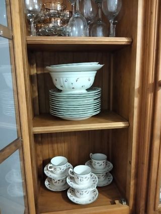 Mueble de salón de madera