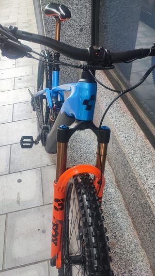 Bicicleta eléctrica Cube talla L