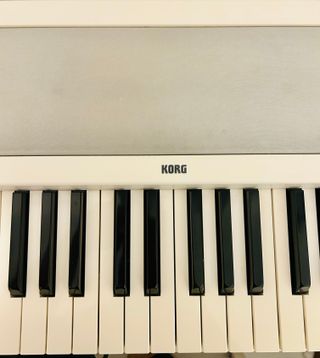 Piano Korg B1