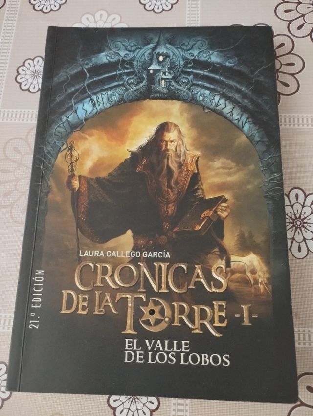 Crónicas de la Torre I. El Valle de los Lobos (...