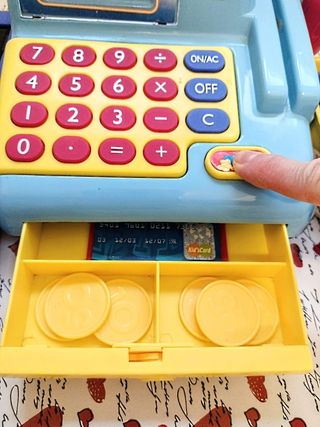 JUEGO INFANTIL CAJA DE SUPERMERCADO CON LUZ Y SONI