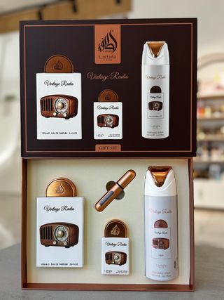 Set di profumi Lattafa Vintage Radio