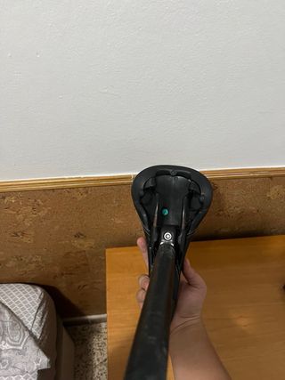 Sillín de bicicleta negro Tioga