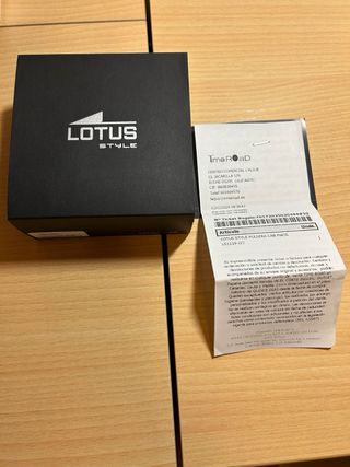 Pulsera Lotus Cuero Marrón y Cierre Plateado