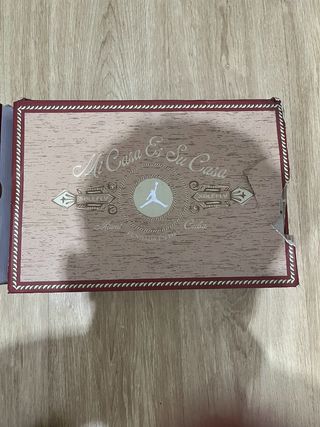 Jordan 8 SoleFly Edición Limitada Beige Rojo