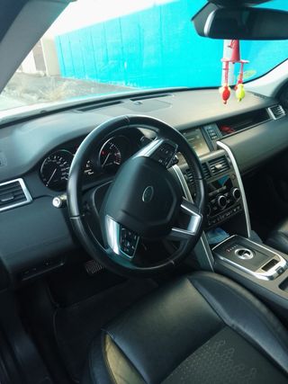 Land Rover Discovery Sport 2015