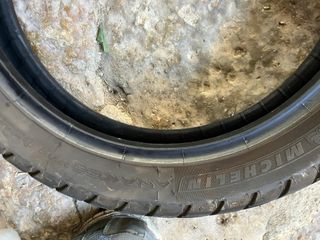 Rueda Michelin Anakee 110/80 R14 con fecha 02/24