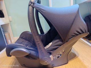 Maxi-Cosi CabrioFix con Isofix y reductor