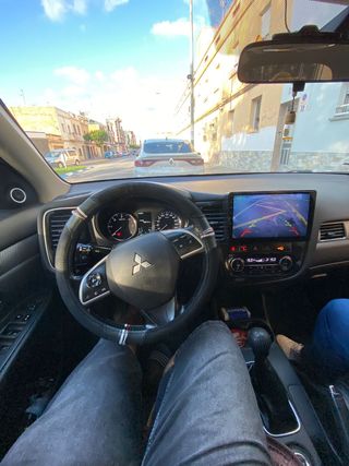 Mitsubishi Outlander 2014