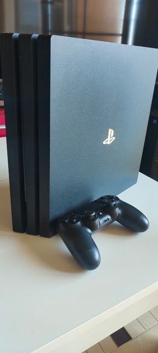 PS4 Pro 11.02 Negra