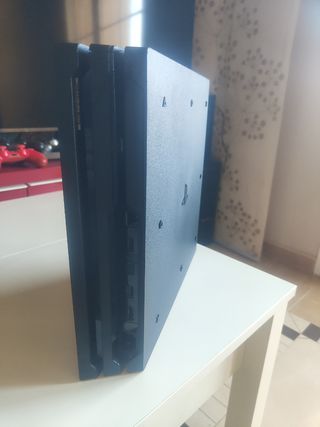 PS4 Pro 11.02 Negra