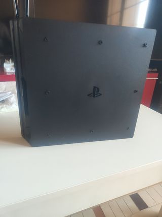 PS4 Pro 11.02 Negra