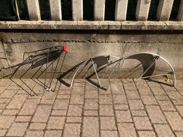 Parafanghi bici uomo e portapacchi