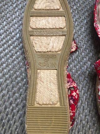 Alpargatas florales rojas talla 37 Nuevas