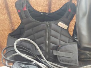Lote Hípica: Casco, Botas, Chaleco, Guantes...