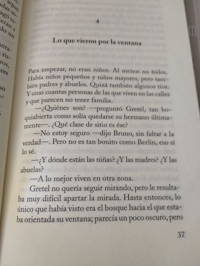 El niño con el pijama de rayas/ The Boy in the ...