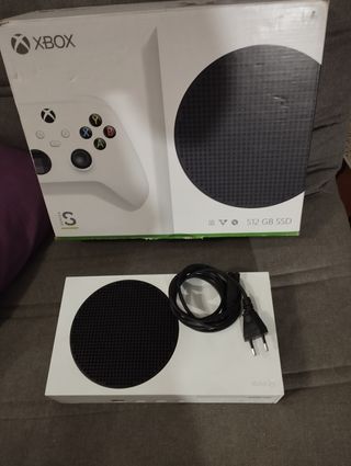 Xbox Series S Blanca 512 GB+mando. NO negociable.