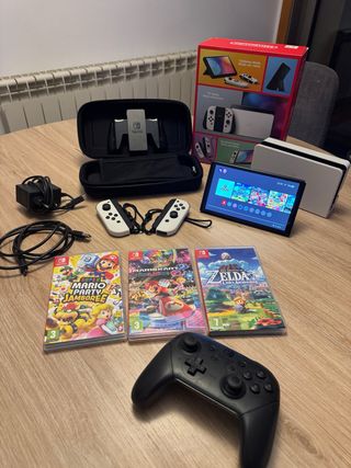 Nintendo Switch OLED Blanca + 3 juegos + Mando PRO