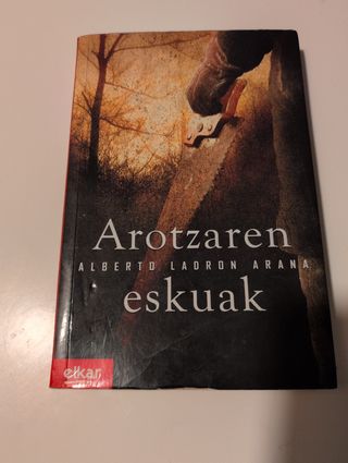 Arotzaren eskuak