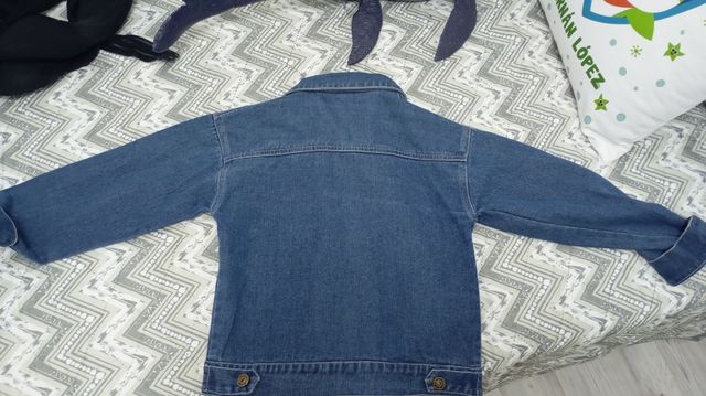 Cazadora vaquera infantil dinosaurios,talla 8 años