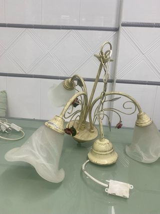Lámpara de techo y mesa forja floral