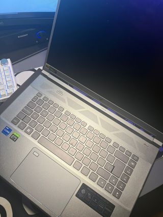 Portátil Acer Predator Triton 300 SE