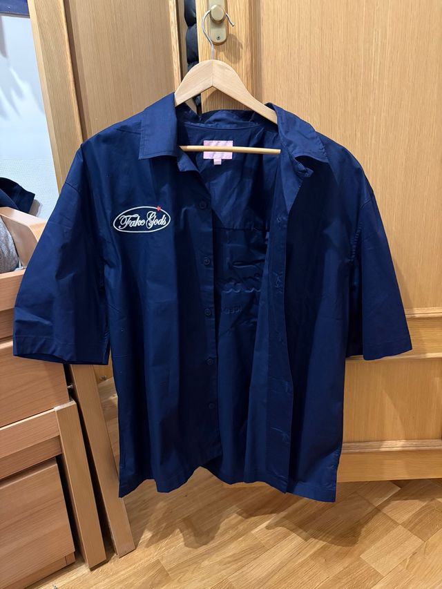 Camisa manga corta Fake Gods azul
