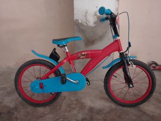 Bicicleta infantil 16 roja y azul