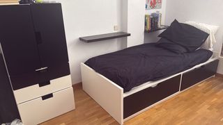 Mueble juvenil negro y blanco
2 camas 90x200