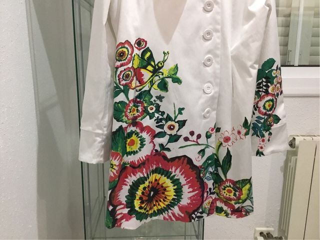 Abrigo Desigual estampado floral