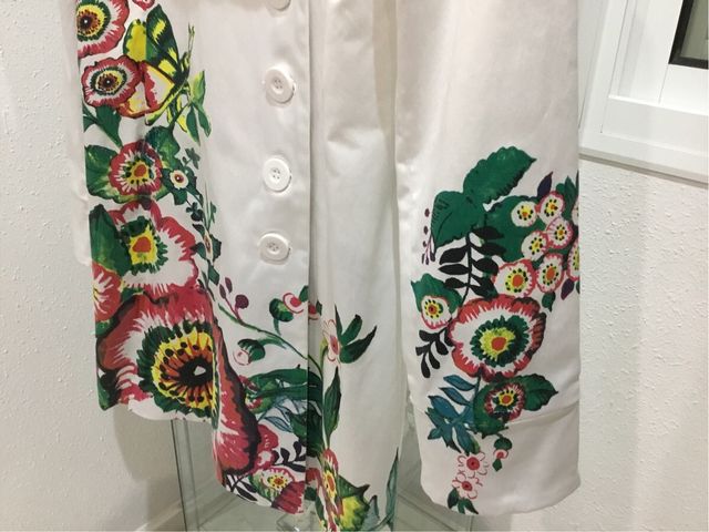 Abrigo Desigual estampado floral