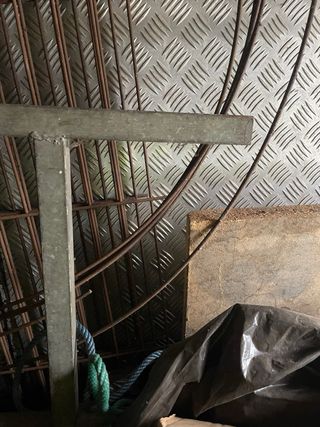 Escaleras metálicas 3m