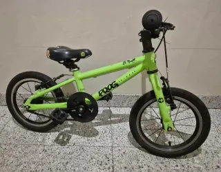 Bici infantil Frog 43 de 14" ligera como la Woom 2