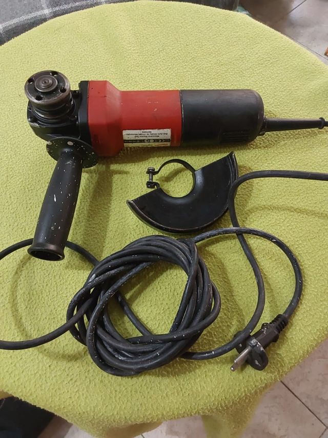 Amoladora angular Milwaukee 115mm 750W