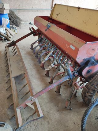 Sembradora de cereal SOLA