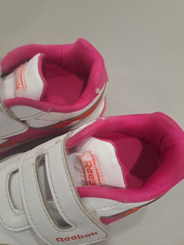 Ténis Reebok feminino branco e rosa