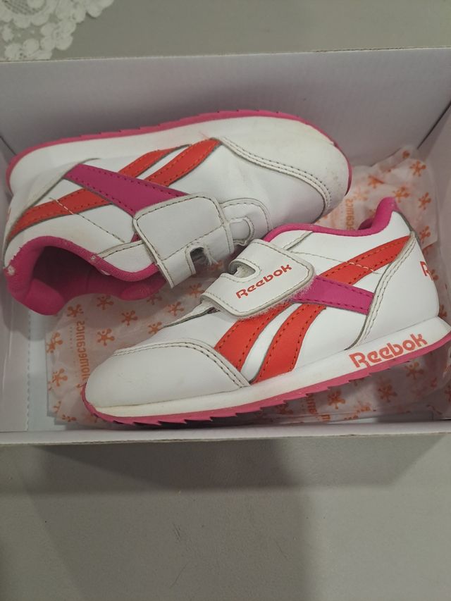 Ténis Reebok feminino branco e rosa