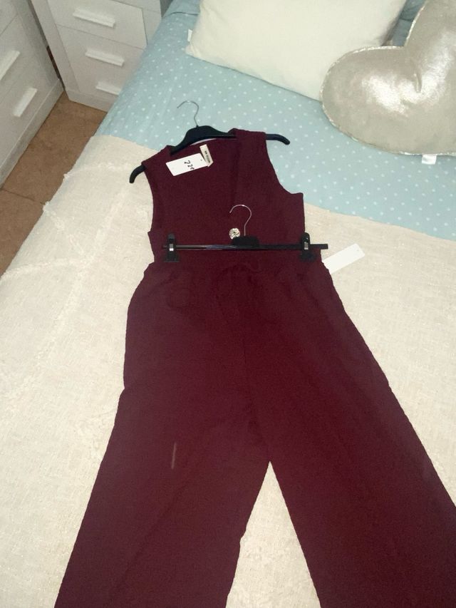 Conjunto chaleco y pantalón rojo