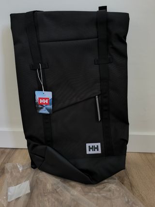 Mochila Helly Hansen Negra 28L Nueva