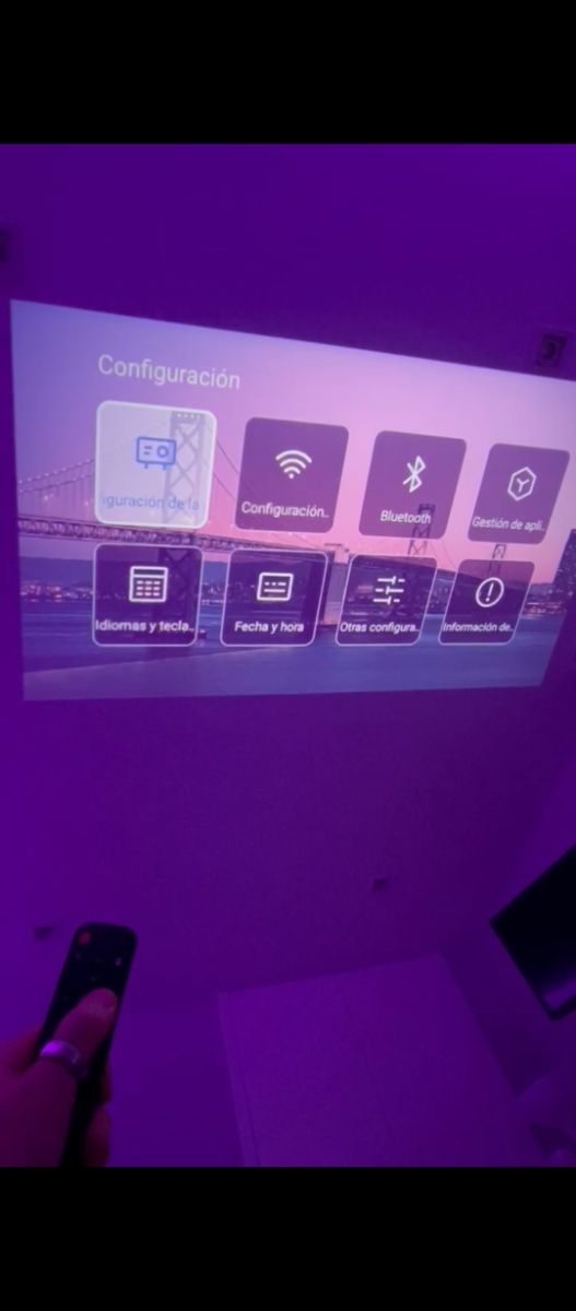 Mini Proyector 4K Blanco