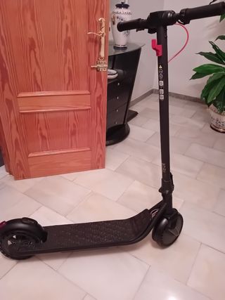 Patinete Eléctrico Shark MS KS1 con menos de año.