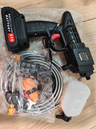 Pistola Hidrolimpiadora a Batería 21V