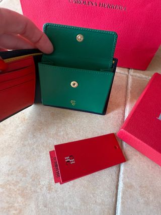 Cartera Carolina Herrera Negra y Verde