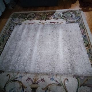 Alfombra beige 