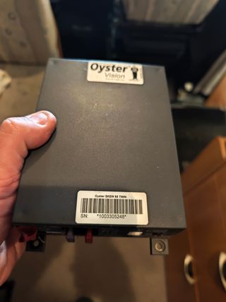 Antena Oyster Visión 3 para autocaravana