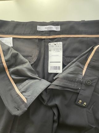 Pantalones de traje negros Mango