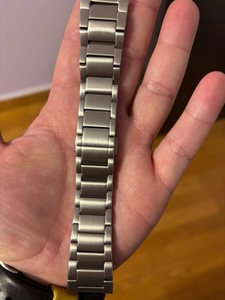 Reloj Armani Dorado y Plateado