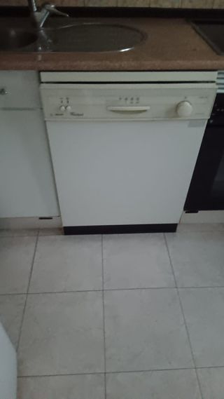 Lavavajillas blanco