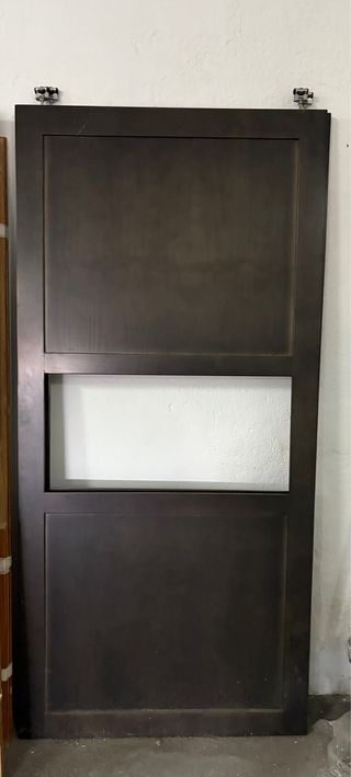 Puerta corredera con cristal