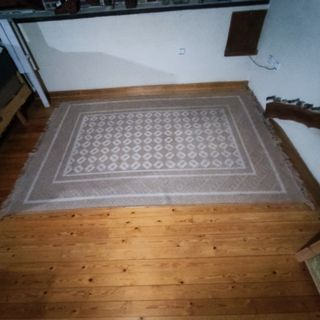 Alfombra grande beige